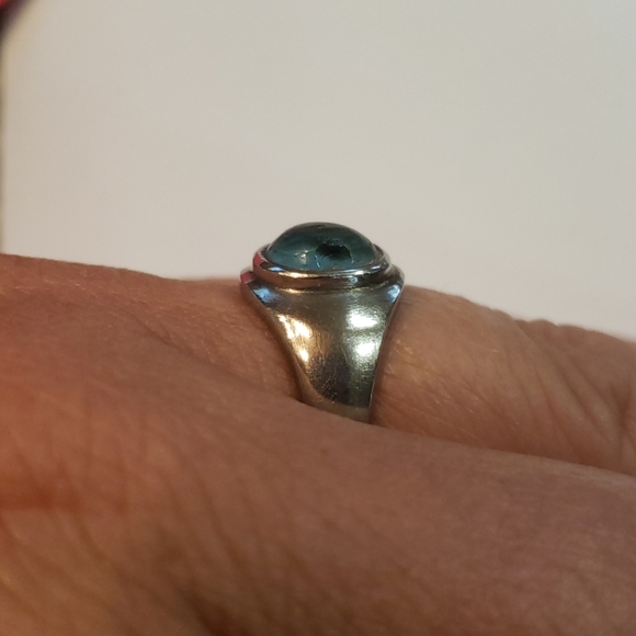 Ring - Picture 2 of 2